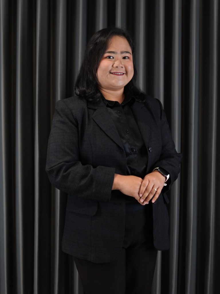 Achintya Widhi Adnyani, S.E., M.SE. (ECONOMICS & BUSINESS)