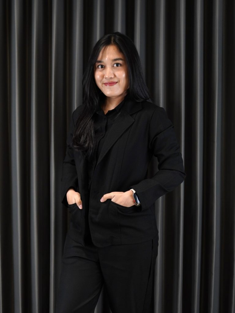 Angelina Gadis Hernani, S.Pd.