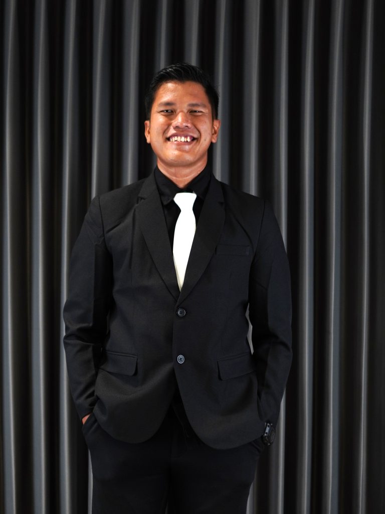 Bintang Christian, S.Sn.
