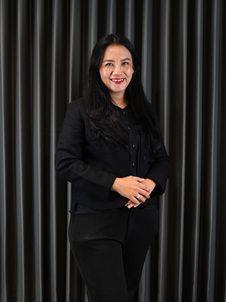 Sekar Sih Revashanti, S.Hum.